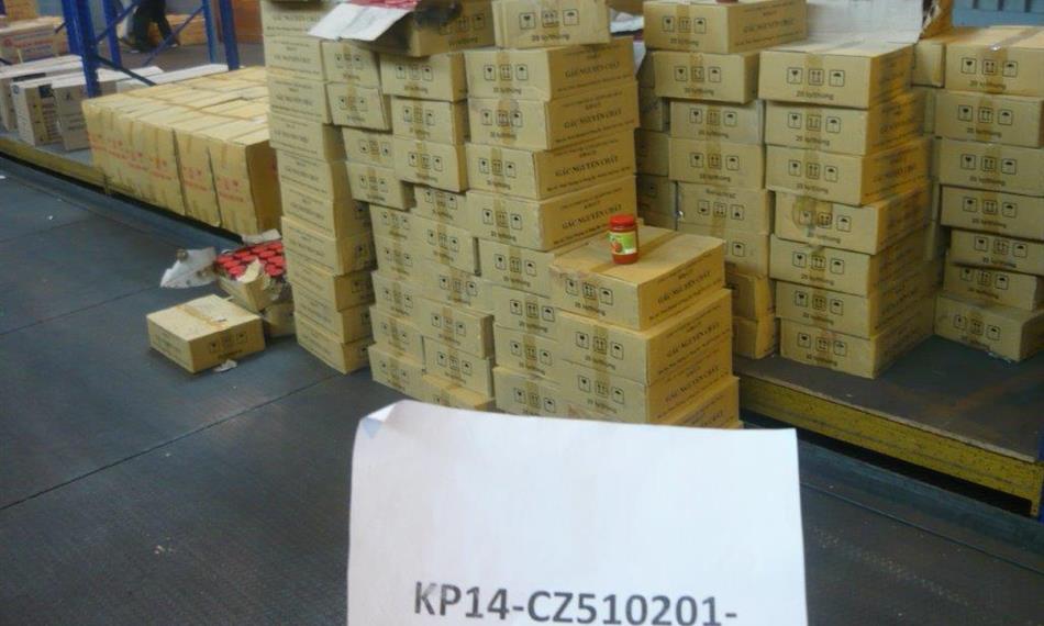 2014-2-3-953potraviny 4 - Hostivař.JP.jpg